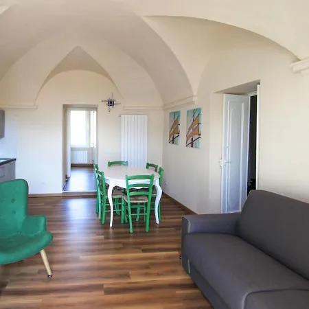 Apartment Locazione Turistica Atmosfere Sul Lago-4